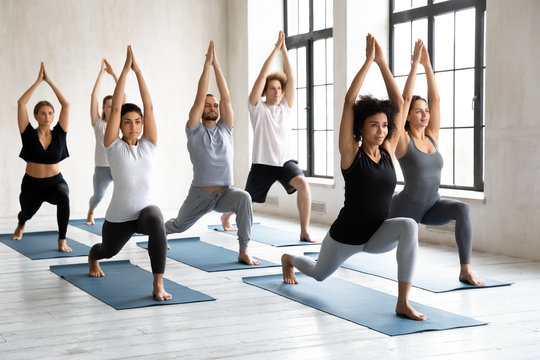 Novara Flow yoga class